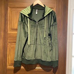 Cozy Bethany zipper front hoodie is olive green.  Worn 1 or 2 times.